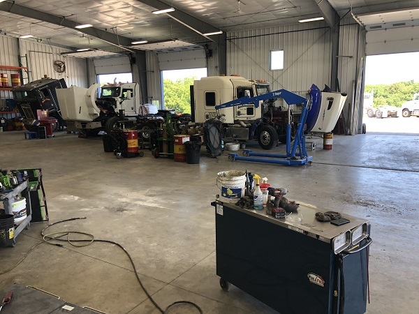 inside of Hinson Truck Trailer Repair Shop